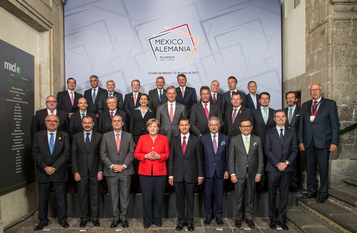 Se pronuncian Merkel y Peña a favor del libre comercio