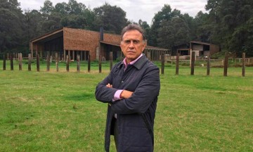 Exhibe Yunes rancho de Duarte en redes sociales