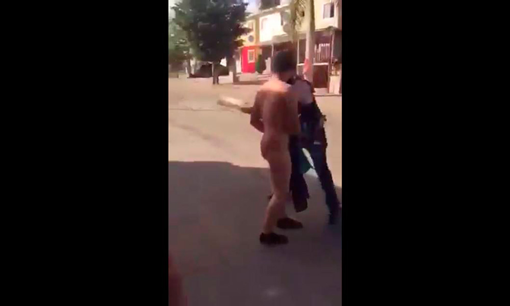 Golpean a presuntos ladrones desnudos en Culiacán