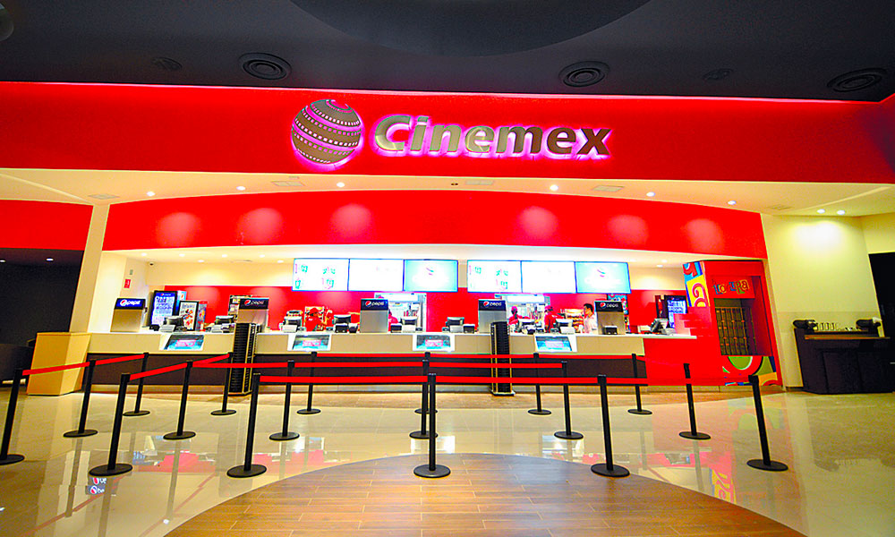 Firma Cinemex acuerdo con Coca-Cola y despide a Pepsi