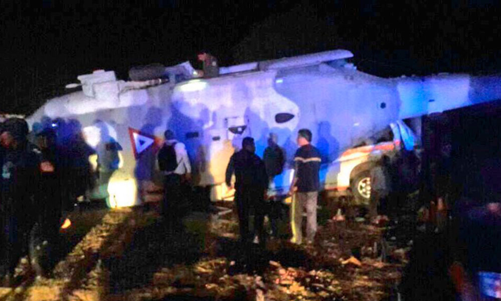 Suman 13 muertos por desplome de aeronave en Oaxaca