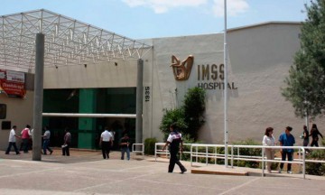 Otorga el IMSS contratos millonarios a red de firmas propiedad de una misma familia