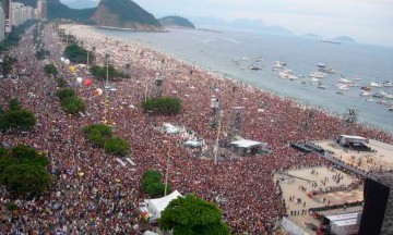 #ObvioPhotoshop Cepillín no es candidato, esa imagen es un concierto y no un mitin de López Obrador