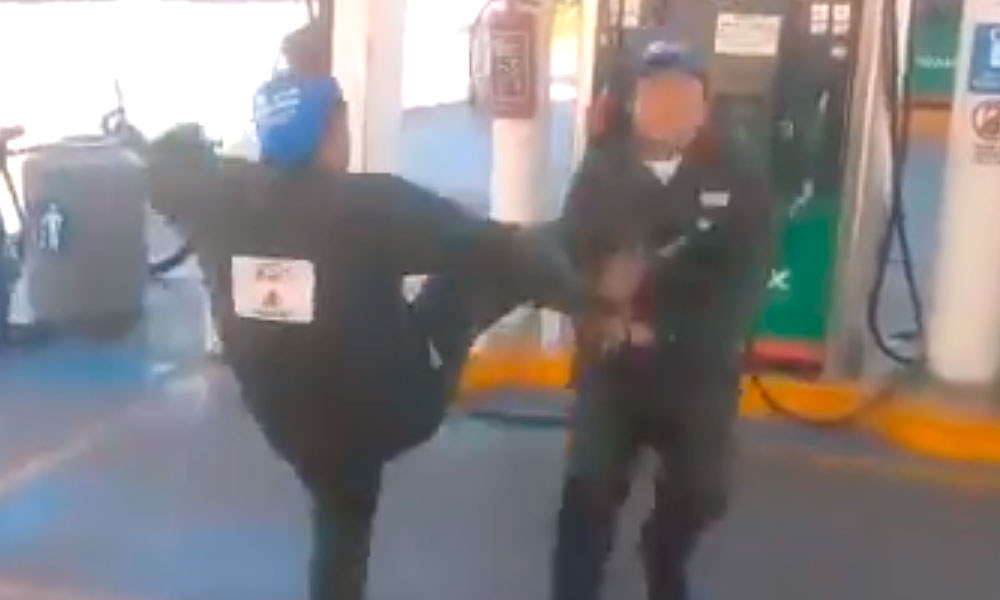 Despachadores Pemex llaman la atención de Triple AAA