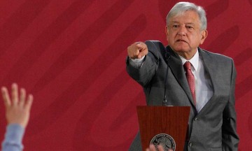 L&oacute;pez Obrador env&iacute;a al Senado terna para elegir miembro de Suprema Corte