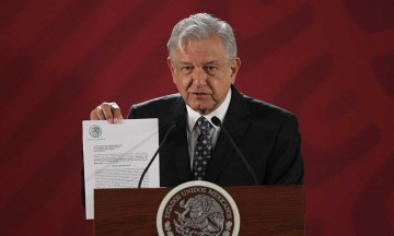 L&oacute;pez Obrador presenta iniciativa que cancela reforma educativa de Pe&ntilde;a Nieto