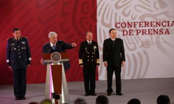 López Obrador lanza convocatoria para integrar la Guardia Nacional López Obrador lanza convocatoria para integrar la Guardia Nacional