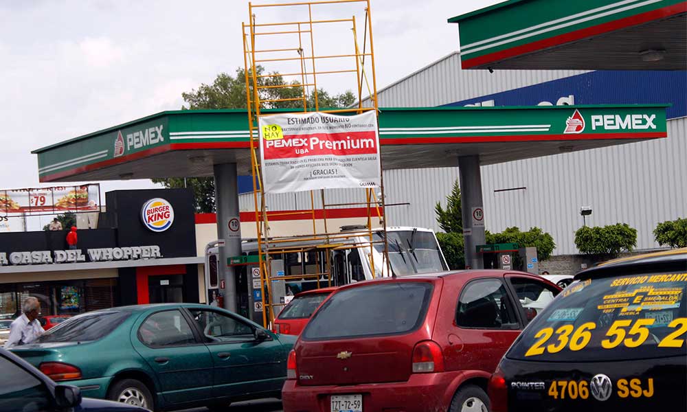 Hay suficiente gasolina para atender la demanda: Pemex