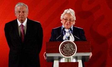 Omite Sánchez Cordero penthouse en Houston; pide que SFP aclare el tema