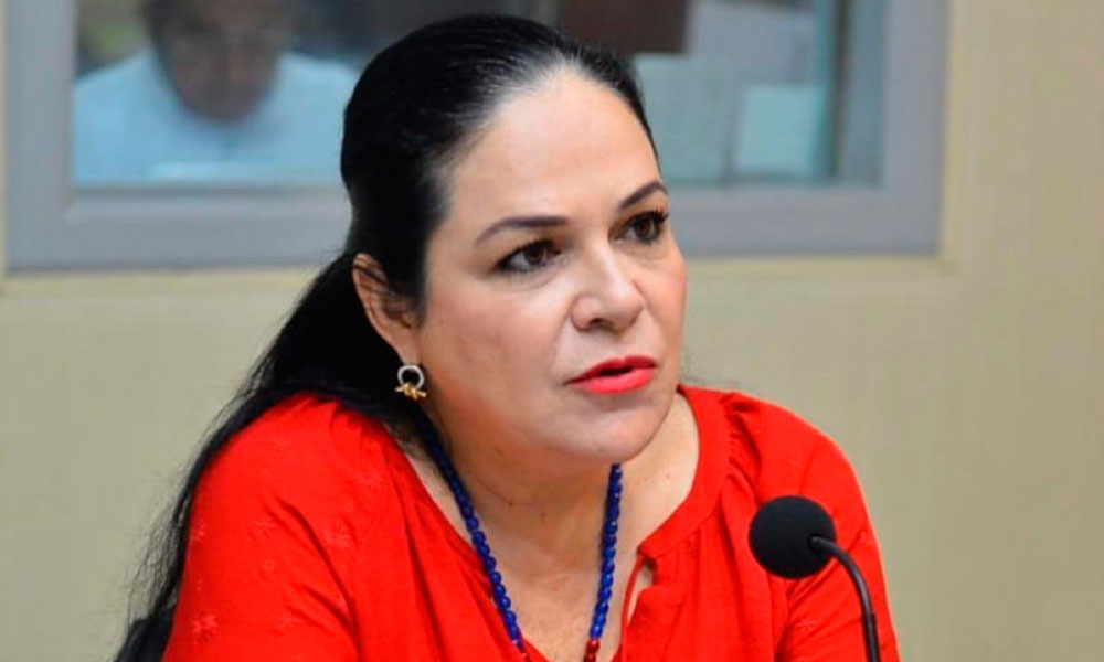 Mónica Fernández Balboa busca presidir la Mesa Directiva del Senado