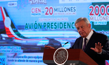 Sí habrá rifa pero el premio será en efectivo, no el avión: AMLO