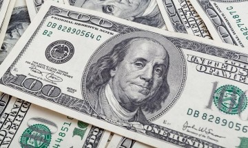 Dólar supera los 25 pesos, nuevo máximo histórico 