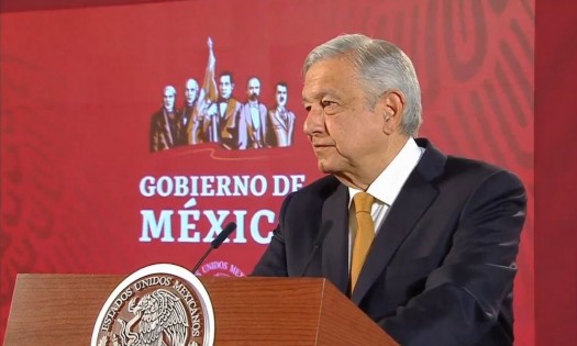 AMLO confirma saludo con la mamá de El Chapo Guzmán