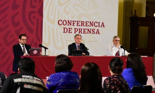 Presume AMLO a profesionales contra el coronavirus