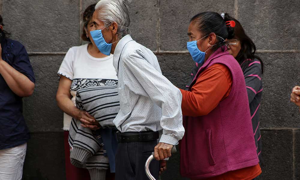 Estima IMSS que 61 mil mexicanos se contagiará de COVID-19