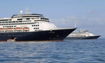 Mexicanos siguen en crucero con enfermos de Covid-19