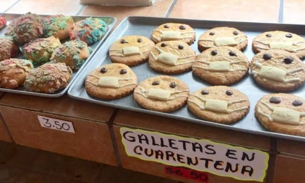 Panaderos mexicanos crean las galletas en cuarentena