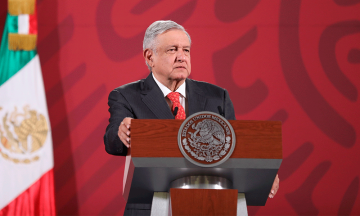 Sector salud no está rebasado: AMLO