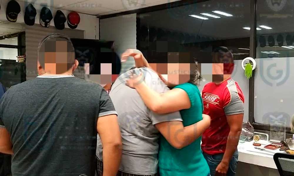 Rescatan a 14 médicos secuestrados en hotel de CDMX