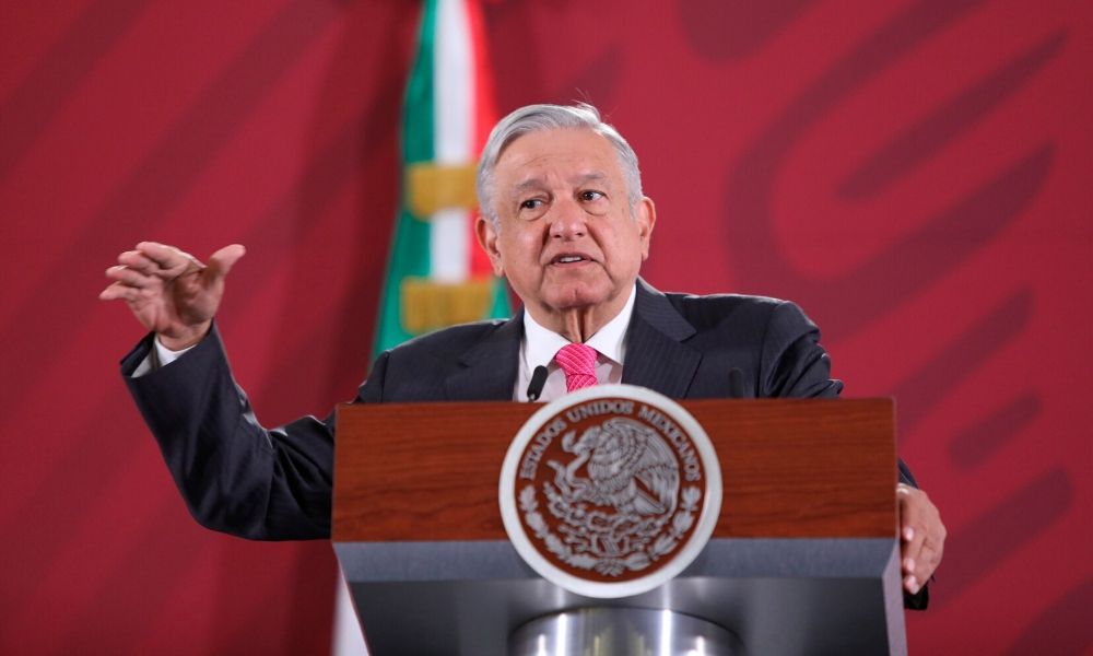 La economía tocó fondo y va para arriba, afirma López Obrador 