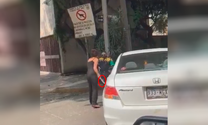 #LadyChancla; la mujer que agredió a un oficial de transito 