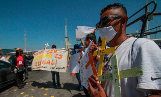 Atienden refugios temporales de migrantes en frontera México-Estados Unidos