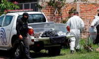 ¡El horror! Fiscalía de Jalisco desentierra 23 cuerpos de fosa clandestina