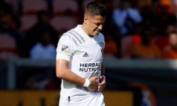 El Chicharito se pierde el "Clásico del Tráfico" por lesión