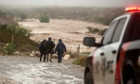 Paso de Hanna por México deja 4 personas desaparecidas e inundaciones