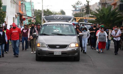 El cementerio donde se entierra a los muertos con sus propias manos