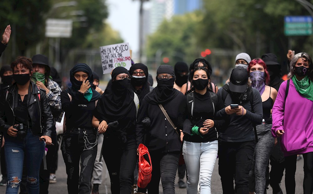 Mujeres toman las calles para denunciar la violencia machista