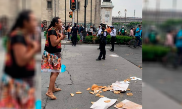 Policías despojan de su bici a #LadyTacosDeCanasta y ciudadanos le ayudan a recuperarla 