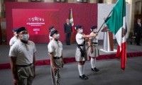 López Obrador inaugura regreso a clases con homenaje a víctimas de Covid-19