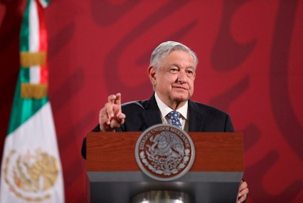 No somos iguales: AMLO ante cuestionamiento sobre el posible delito por un miembro del Ejército al rematar a un herido