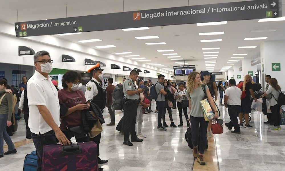 Llegada de turistas extranjeros a México cae un 57.5 % por pandemia