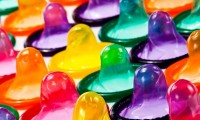 ¿Prioridades? PRI propone eliminar IVA a los condones