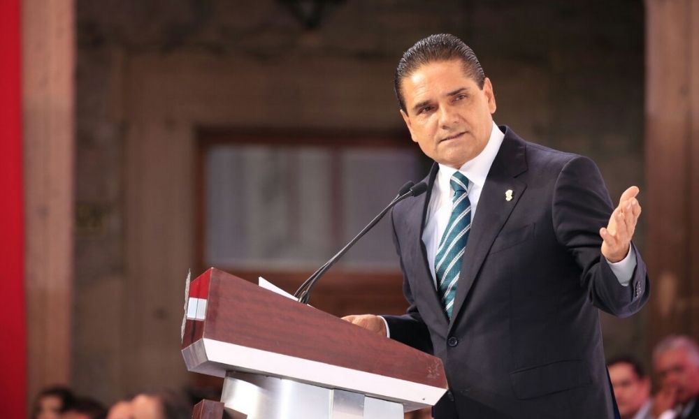 Silvano Aureoles, gobernador de Michoacán, dio positivo a Covid-19