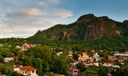 Morelos pasa de naranja a amarrillo; turismo de Tepoztlán se reactiva