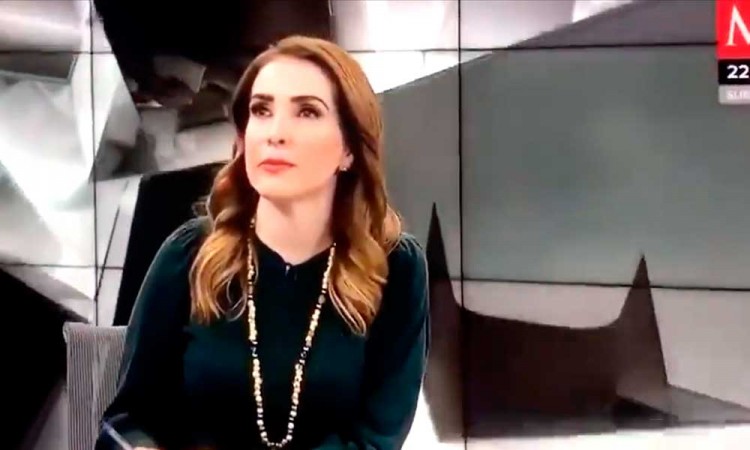 Video: Azucena Uresti suelta un “p&#@ $#%!” en el noticiero en vivo 