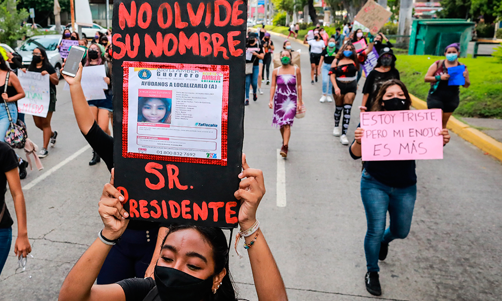 Feministas protestan por asesinato de Ayelín, niña de 13 años 
