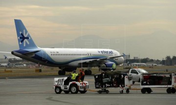 Profeco emite alerta contra la aerolínea Interjet; por cancelación de vuelos y no dar respuesta a las llamadas de atenci