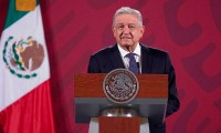 López Obrador pide aplicar la ley por los supuestos sobornos a su hermano