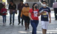 México rebasa 95 mil muertes por covid entre rebrotes