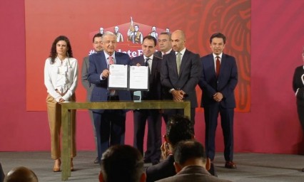 Presenta gobierno de AMLO iniciativa para regular el outsourcing