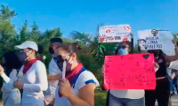 Protestan en Cancún contra violencia de género