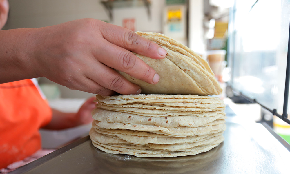 No hay motivo para aumentar el precio de la tortilla en el país: Profeco