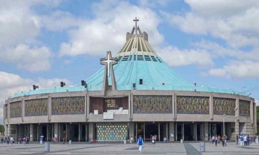 Piden festejar a la virgen de Guadalupe en casa, en familia y en las parroquias del país