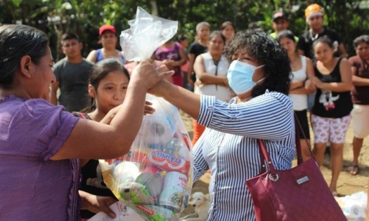 Entregan más de 200 toneladas de ayuda humanitaria a Tabasco