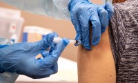 México capacita a 300 trabajadores para aplicar vacuna de Pfizer