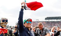 Checo Pérez es anunciado como piloto de Red Bull 